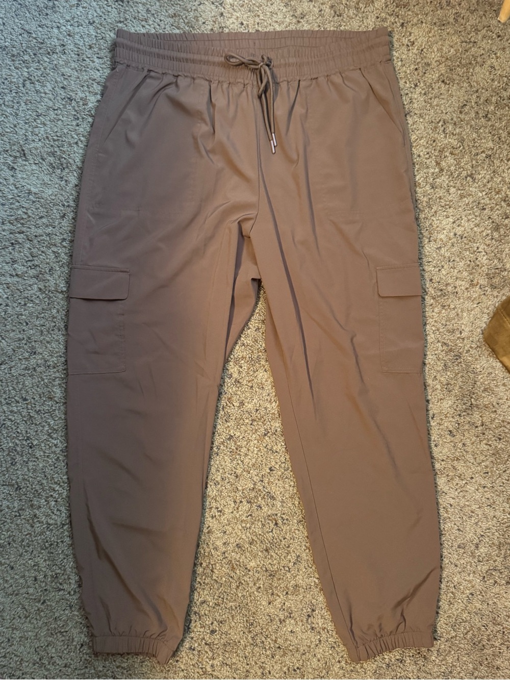 Old Navy Women's Stretch Tech High-Waisted Cargo Joggers Sweatpants Brown SZ XL